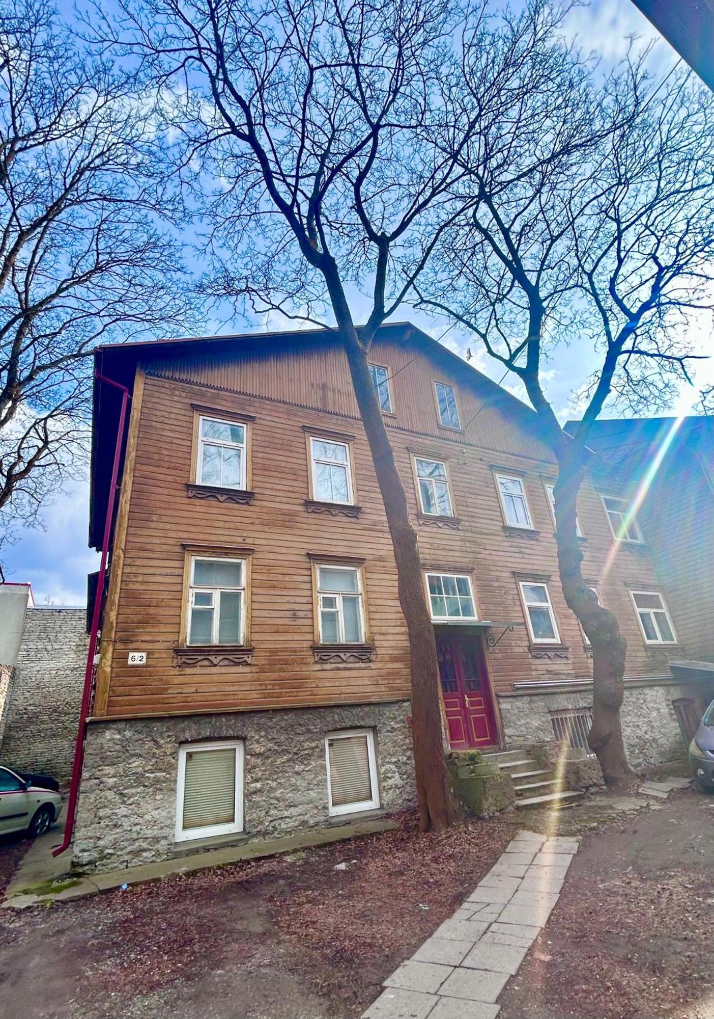 Stella's Kappeli - Near Bus Station And Airport - Near Bus Tram Stops - Free Parking, Wifi And Netflix - New Renovation * Талин