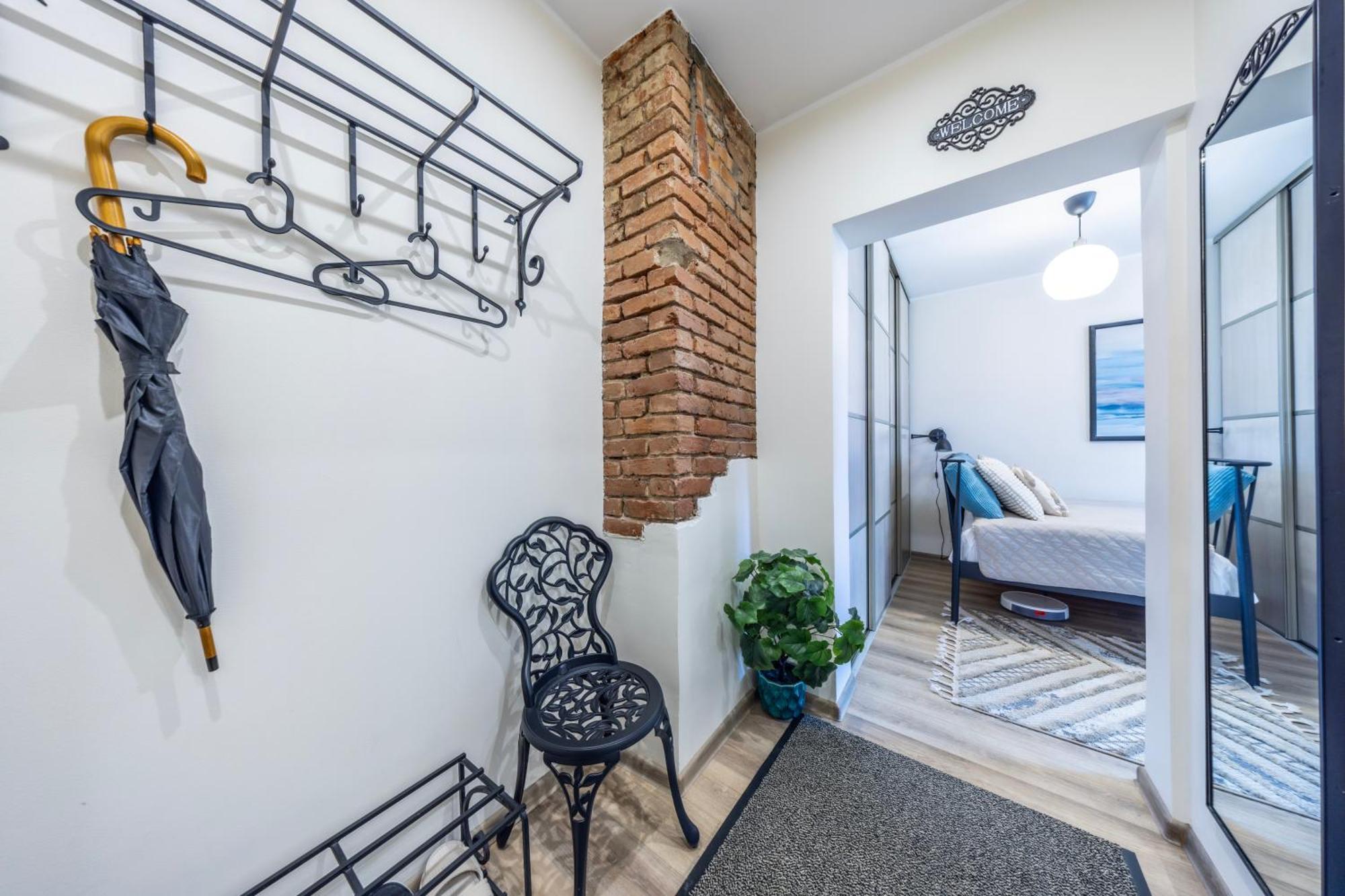 Appartement Stella's Kappeli - Near Bus Station And Airport - Near Bus Tram Stops - Free Parking, Wifi And Netflix - New Renovation *