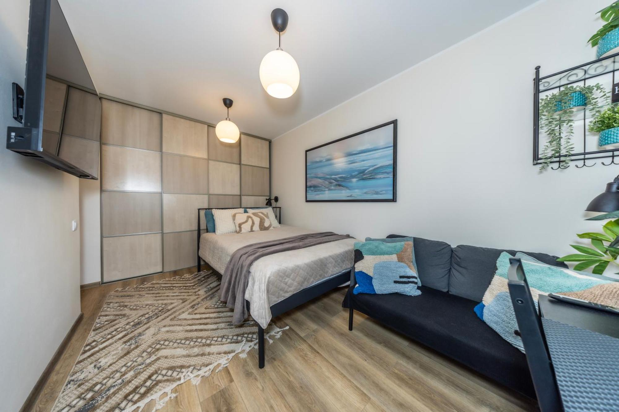 Stella's Kappeli - Near Bus Station And Airport - Near Bus Tram Stops - Free Parking, Wifi And Netflix - New Renovation *